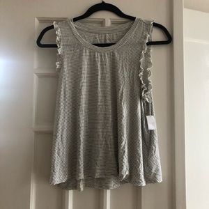 NWT gap love tank
